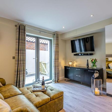 York Staycation With Free Parking Buitenkant foto